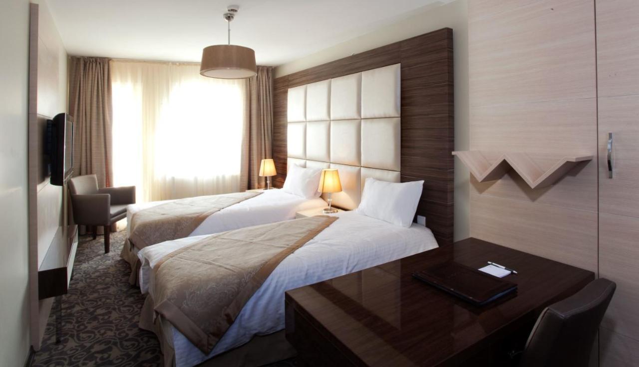 Derpa Suite Hotel Stambuł Zewnętrze zdjęcie