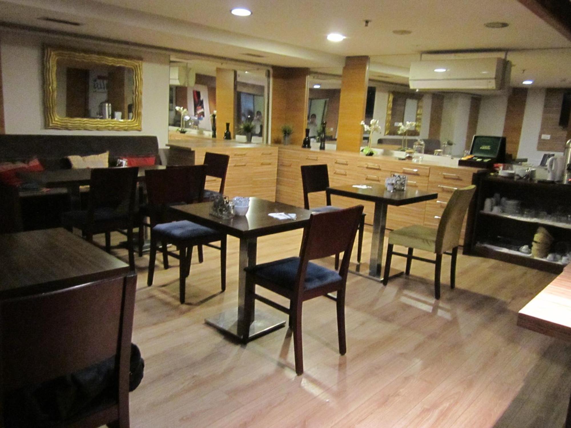Derpa Suite Hotel Stambuł Zewnętrze zdjęcie
