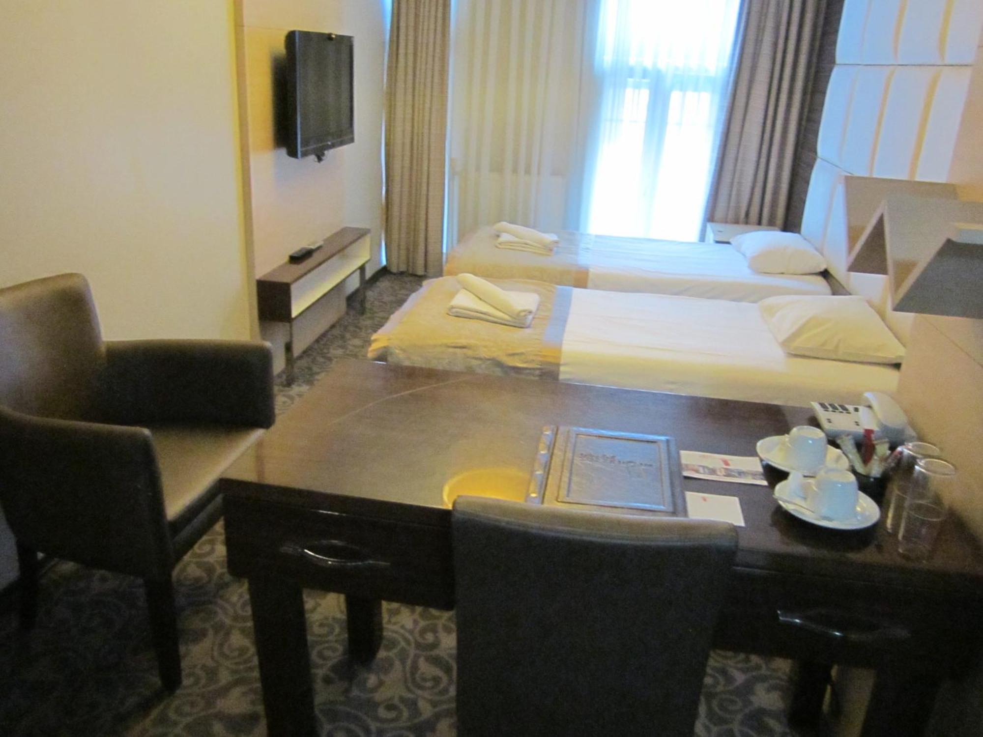 Derpa Suite Hotel Stambuł Zewnętrze zdjęcie